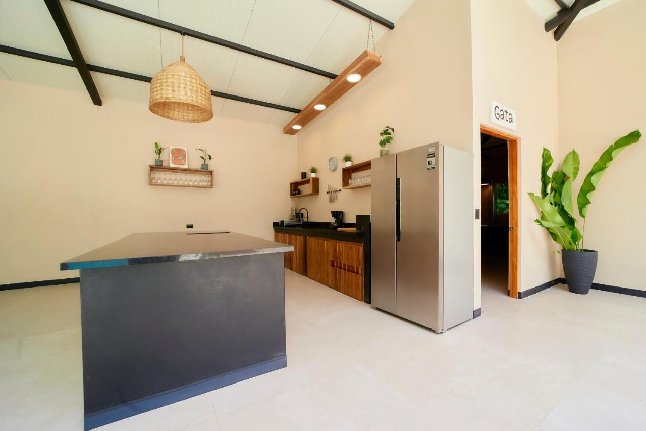 Lalola Villa Privada Cahuita Eksteriør billede